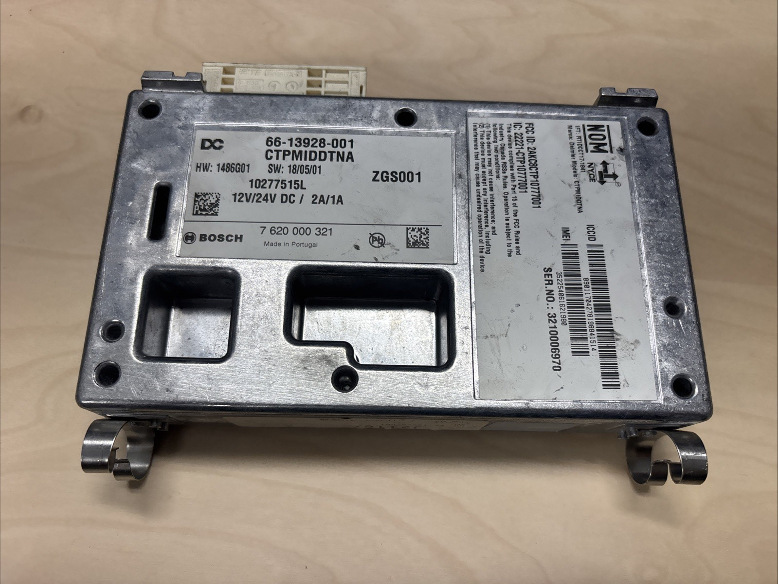 BOSCH Freightliner Cascadia Telematric Control Module 66-13928-001, 661392800