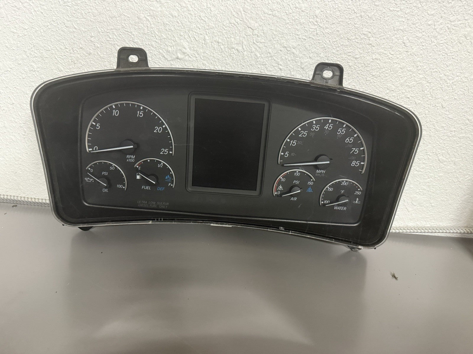 A22-75412-000 FREIGHTLINER CASCADIA 126 GAUGE CLUSTER KM9562 816k miles