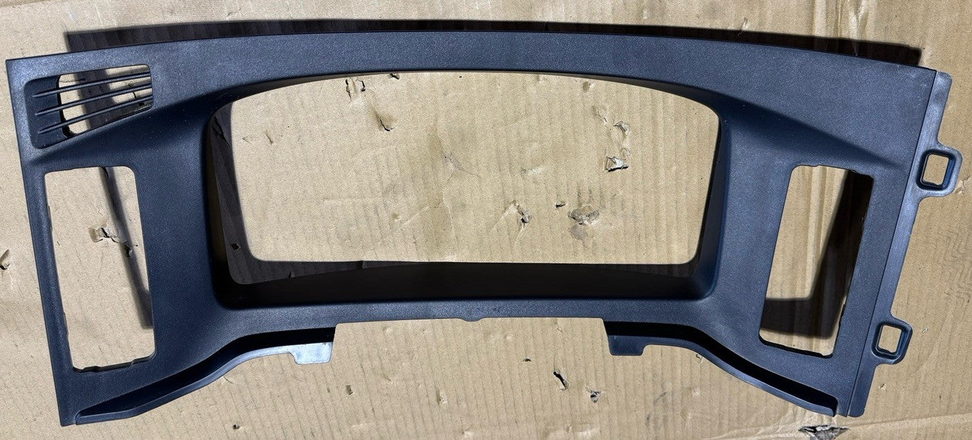 FREIGHTLINER CASCADIA DASH CLUSTER TRIM PANEL A22 73782 000