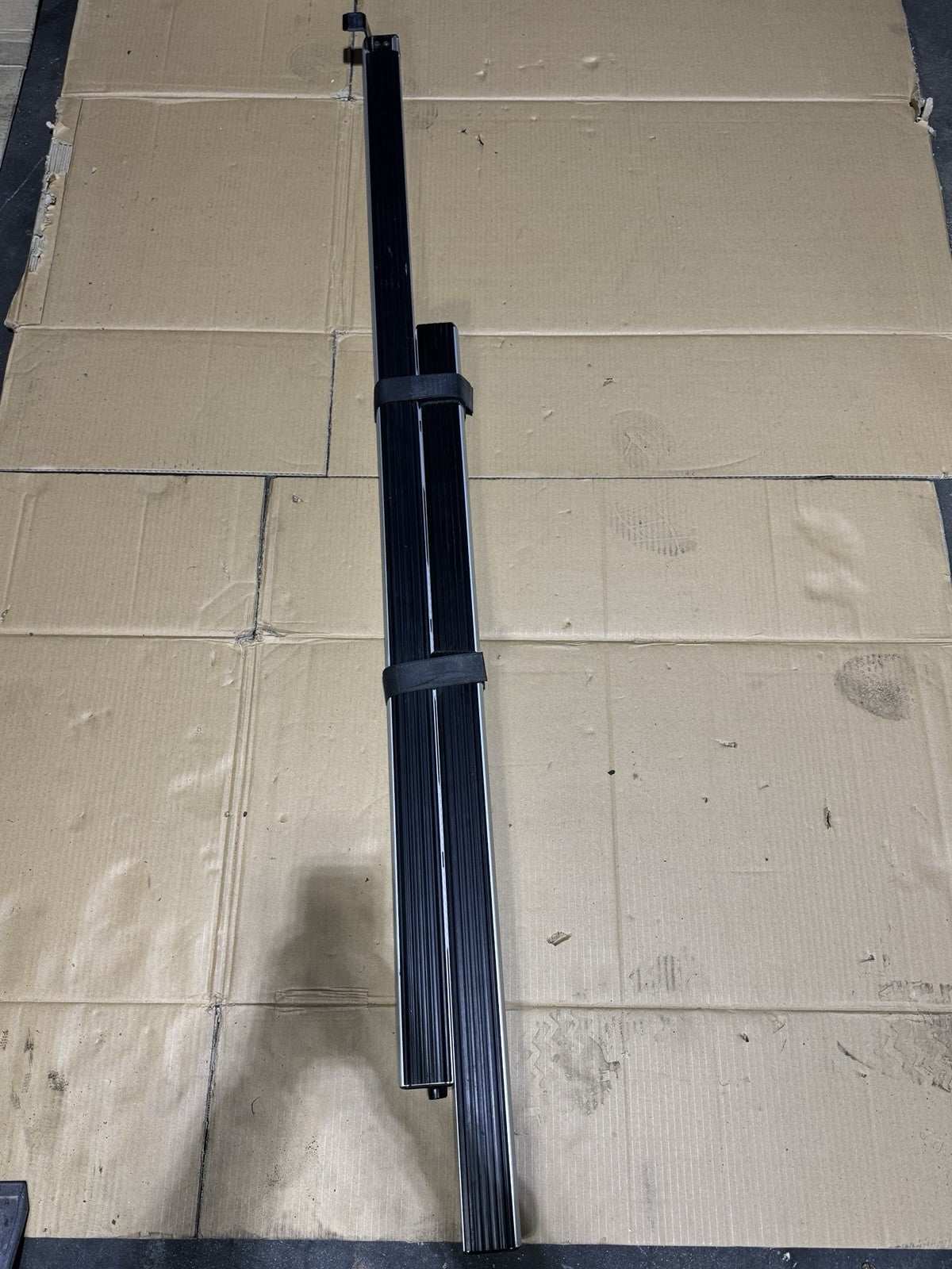 2018-2024 VOLVO VNL 860 REAR SECOND ROW BUNK BED SLEEPER LADDER