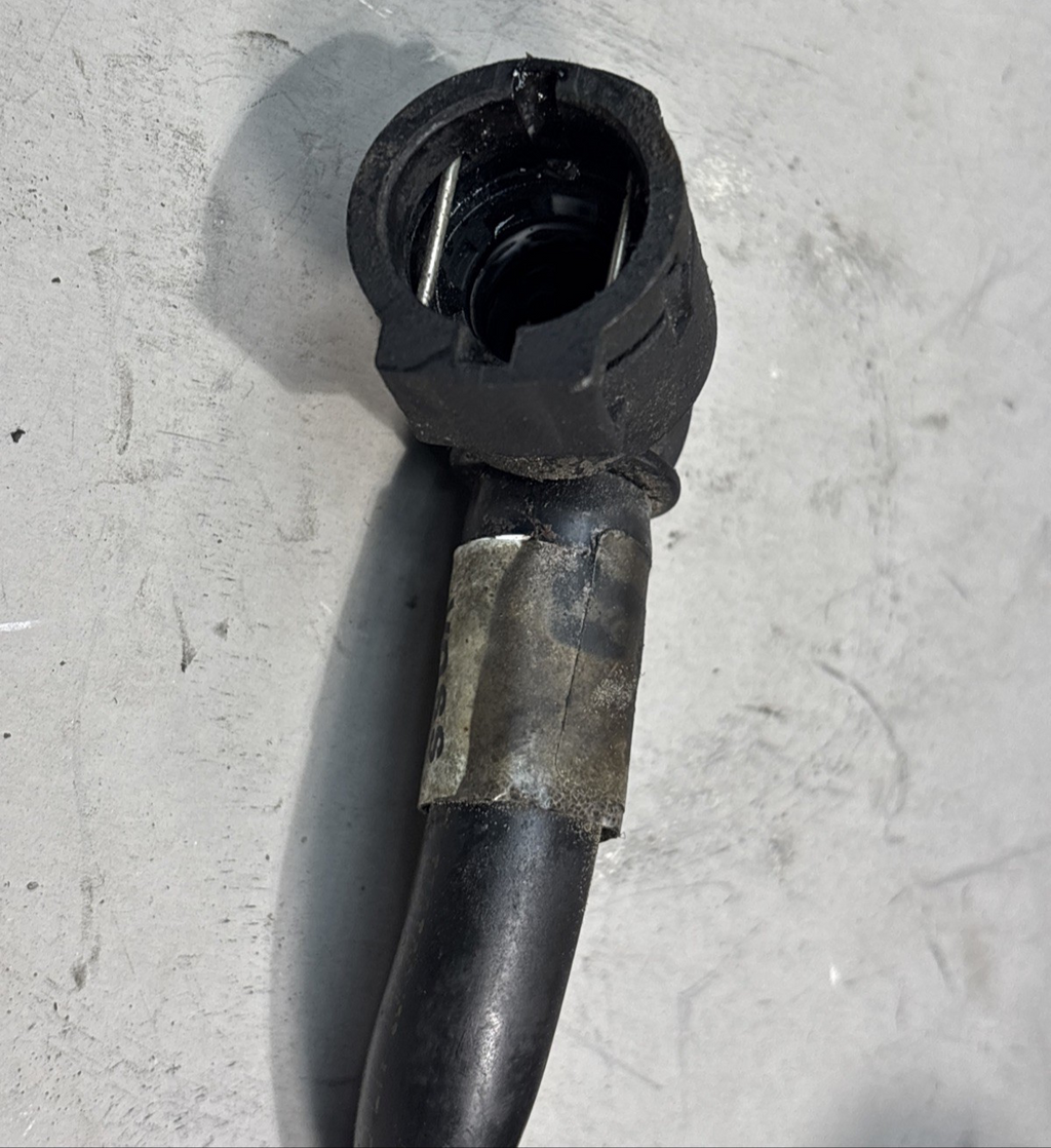 2021 FREIGHTLINER CASCADIA DEF TANK PUMP COOLANT TUBE PIPE LINE 04-31419-000