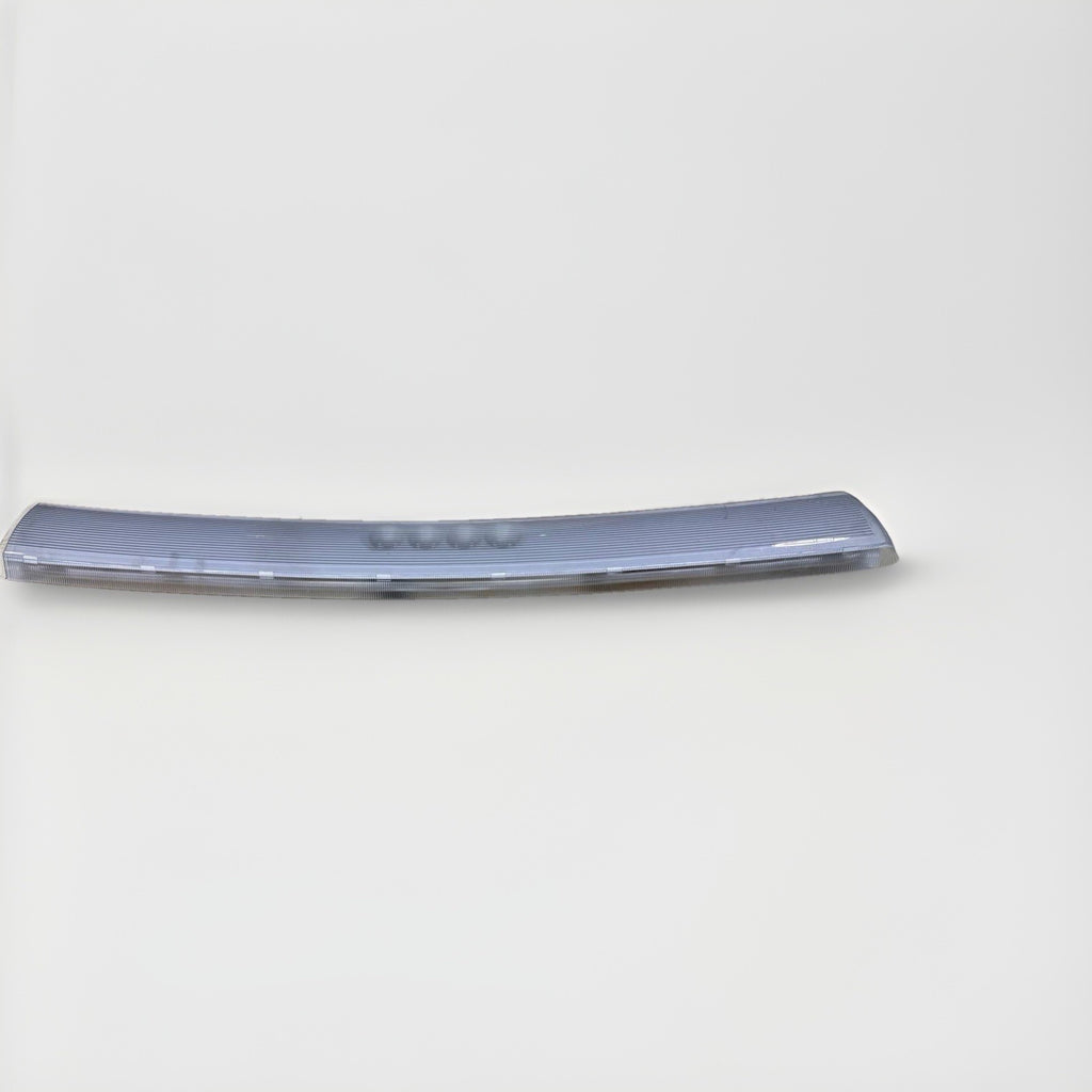 A22-73821-000 2018-24 FREIGHTLINER CASCADIA INTERIOR ROOF DOME LIGHT LAMP
