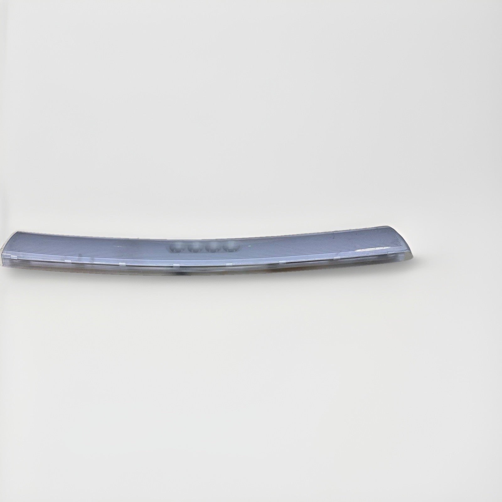 A22-73821-000 2018-24 FREIGHTLINER CASCADIA INTERIOR ROOF DOME LIGHT LAMP