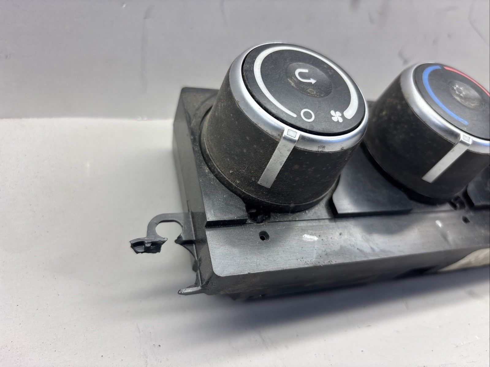 A22-73671-001 Genuine Freightliner® Temperature Control - Hvac Damage