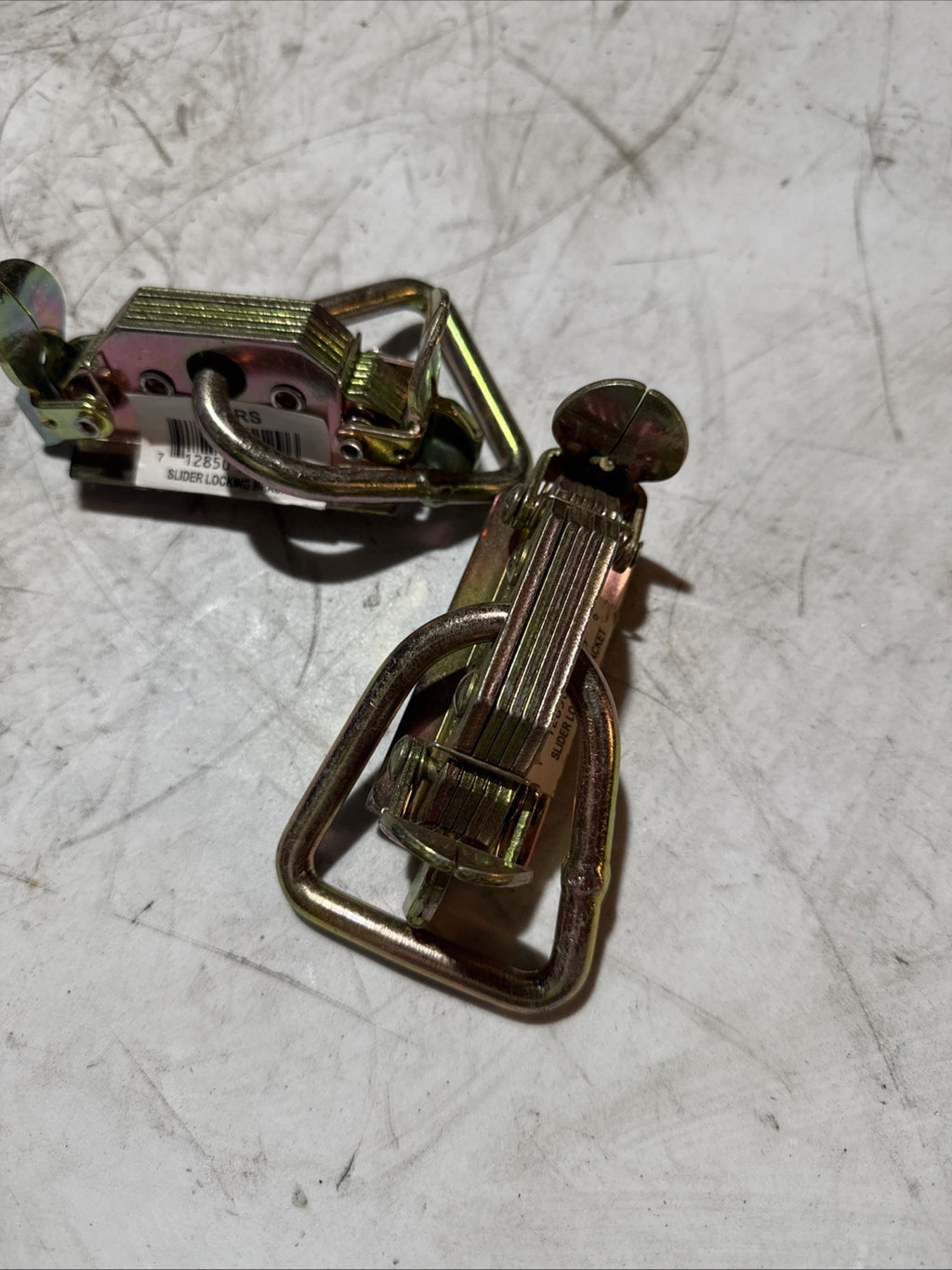 BRACKET SLIDER LOCKING ANCRA Part #ACR310-RS 2 PECK