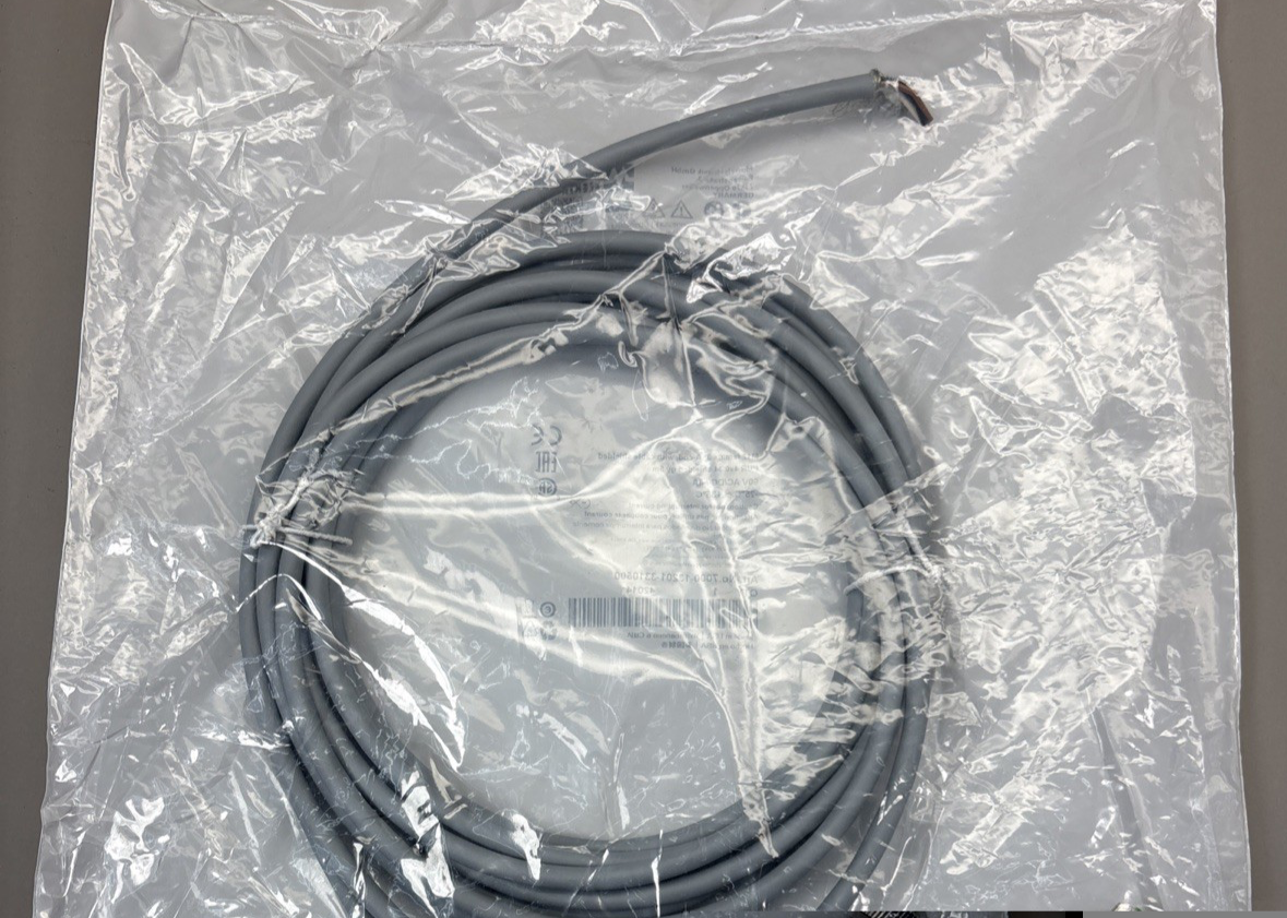 SEALED NEW MURR ELEKTRONIK 7000-13201-3310500 CONNECTION CABLE 60V AC/DC 4A 5M