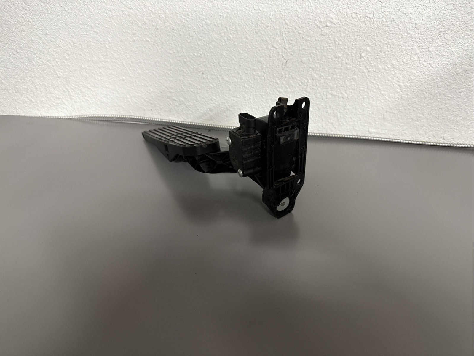 2018-2024 FREIGHTLINER CASCADIA GAS THROTTLE ACCELERATOR PEDAL A01-33821-001 OEM