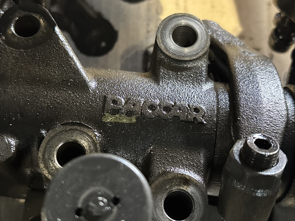 PACCAR PN 2134142 / EATON 219400-01