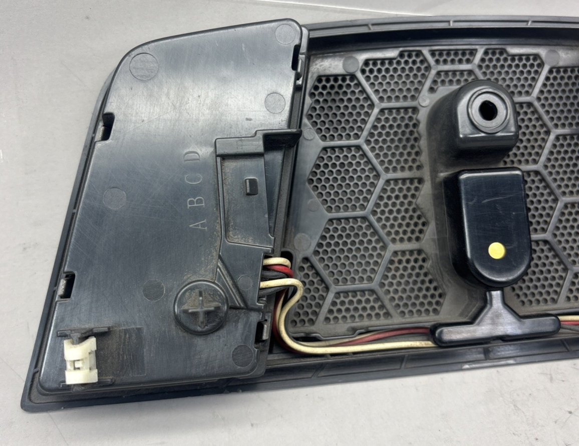 Freightliner A22-73817-001 Forward Dome Reading Light