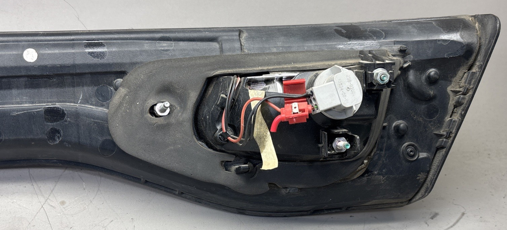 2013-2016 DODGE DART CENTER TRUNK DECKLID LED TAIL LIGHT LAMP 68164500AD OEM