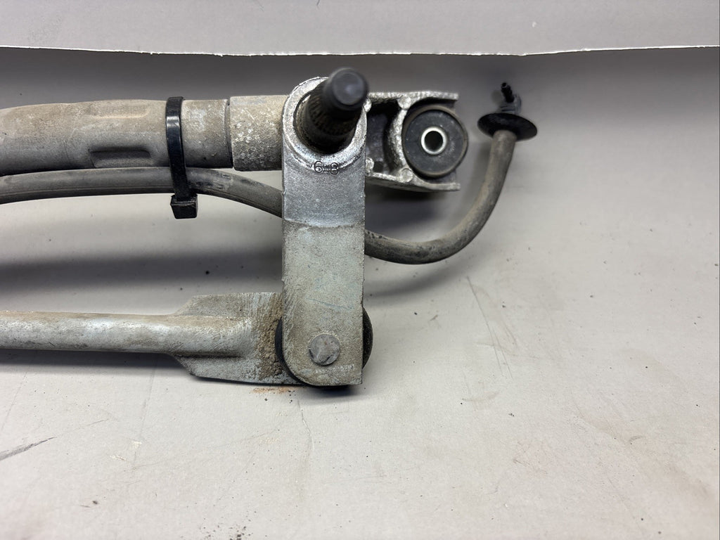 OEM FREIGHTLINER LINKAGE WINDSHIELD WIPER A22-72752-002 / NO MOTOR
