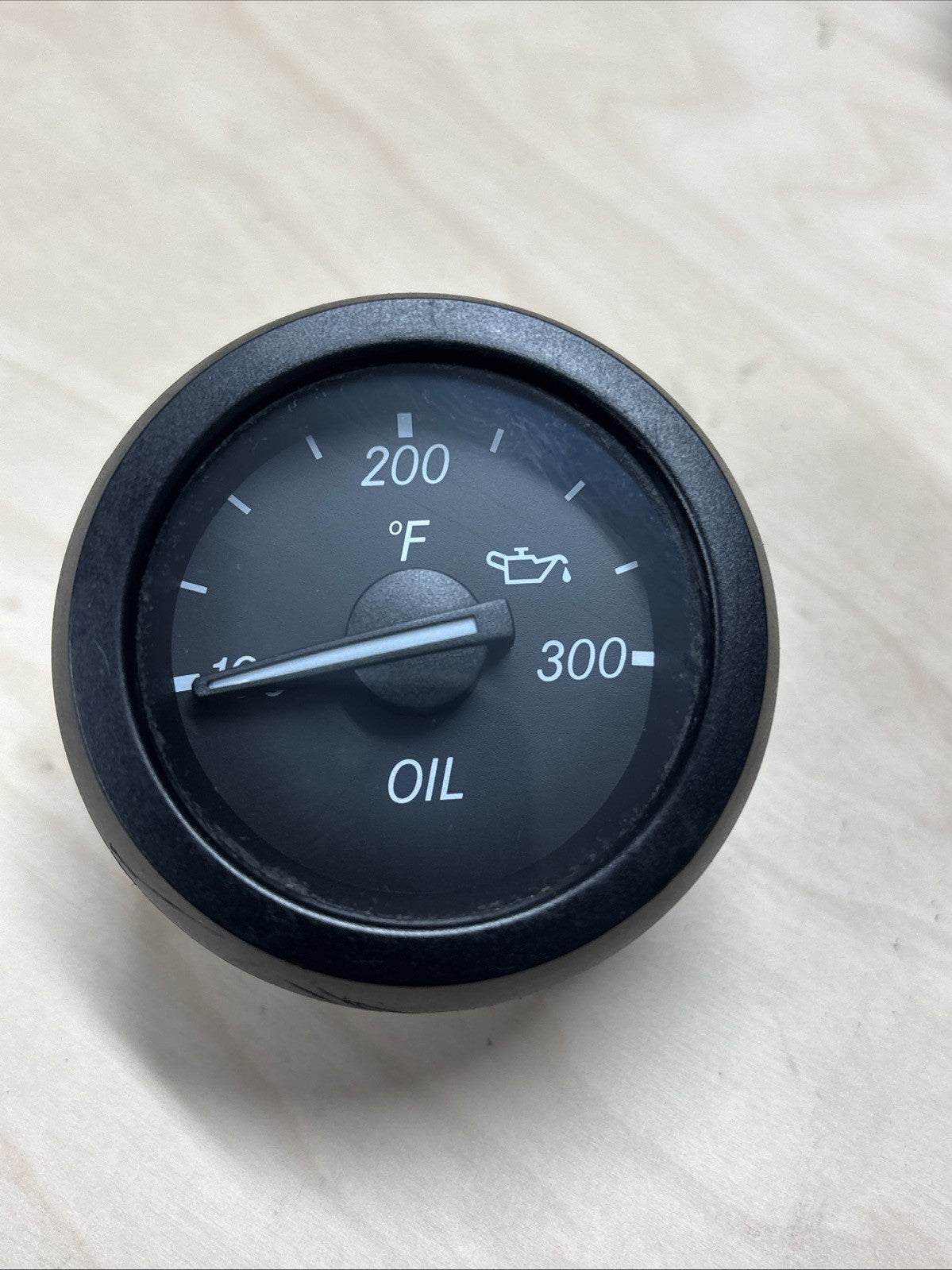 A22-71988-001 2022 FREIGHTLINER CASCADIA 126 OIL PRESSURE GAUGE