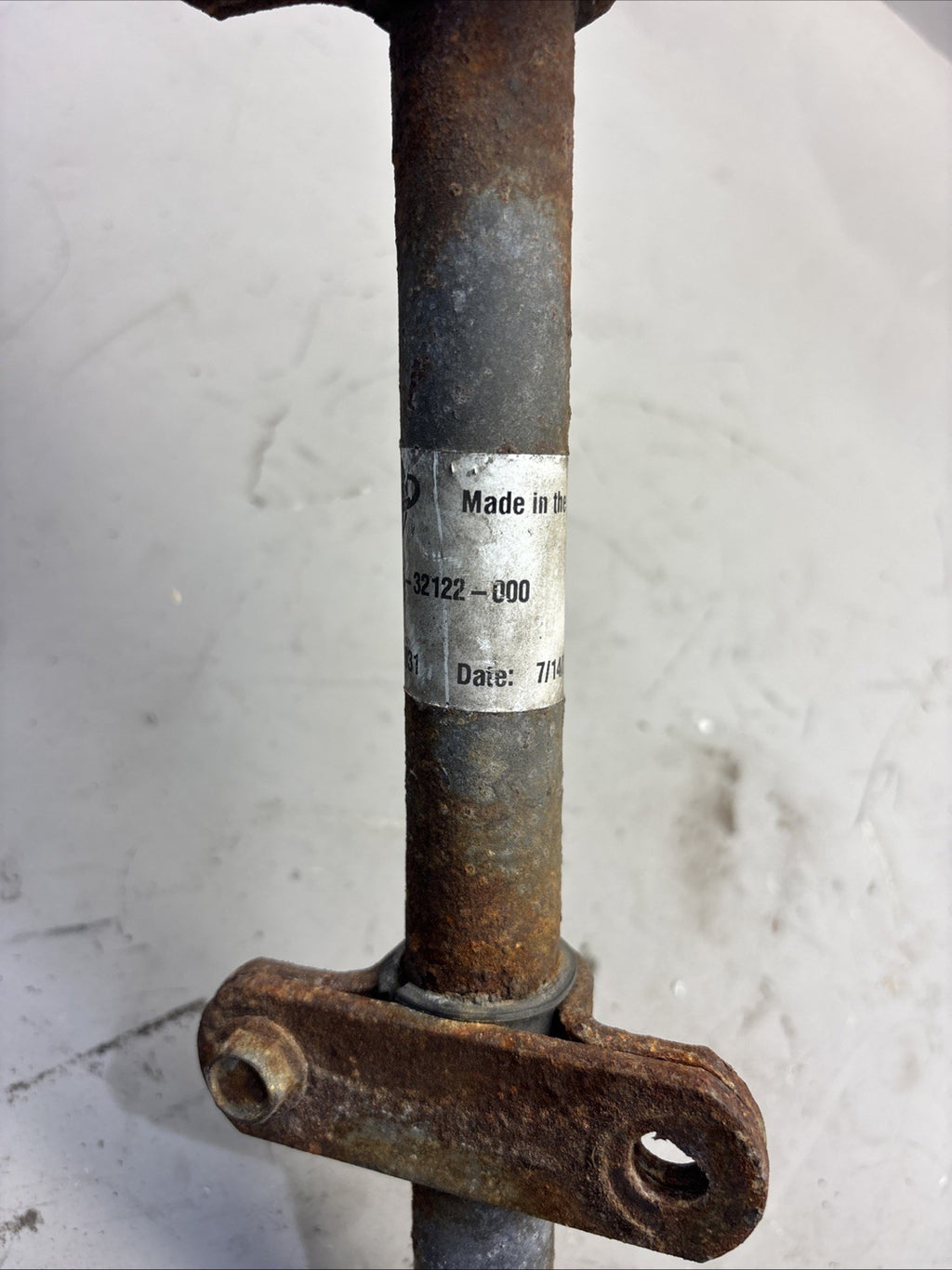 2020 DETROIT DIESEL - DD15 HEATER RETURN PIPE - USED P/N A05-32122-000