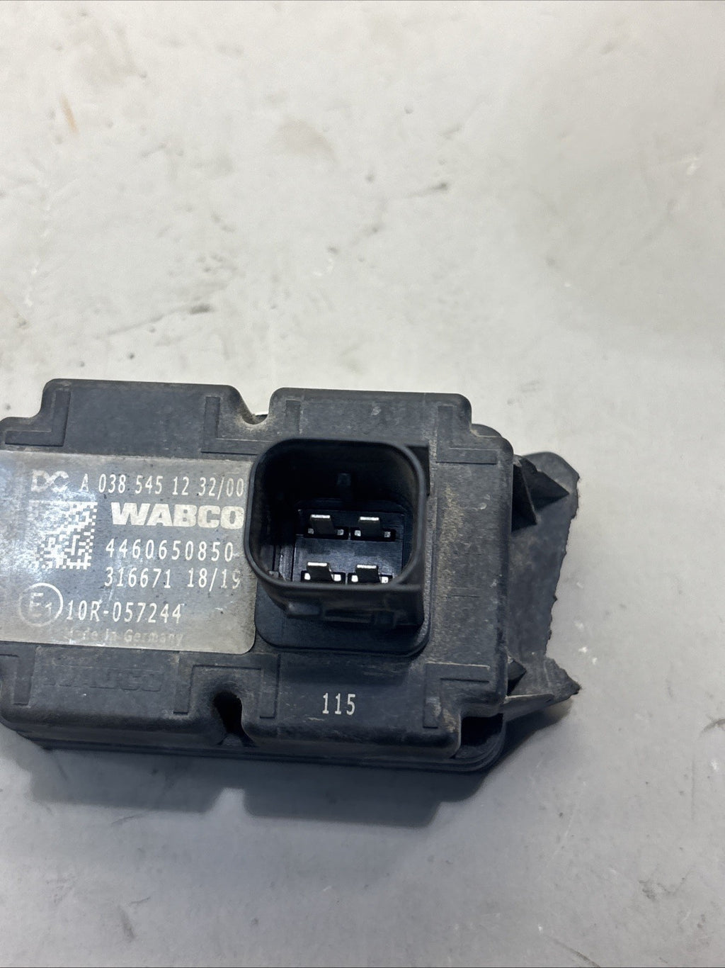 FREIGHTLINER Wabco Electronic Stability Control   A 038 545 12 32/001 DAMAGE