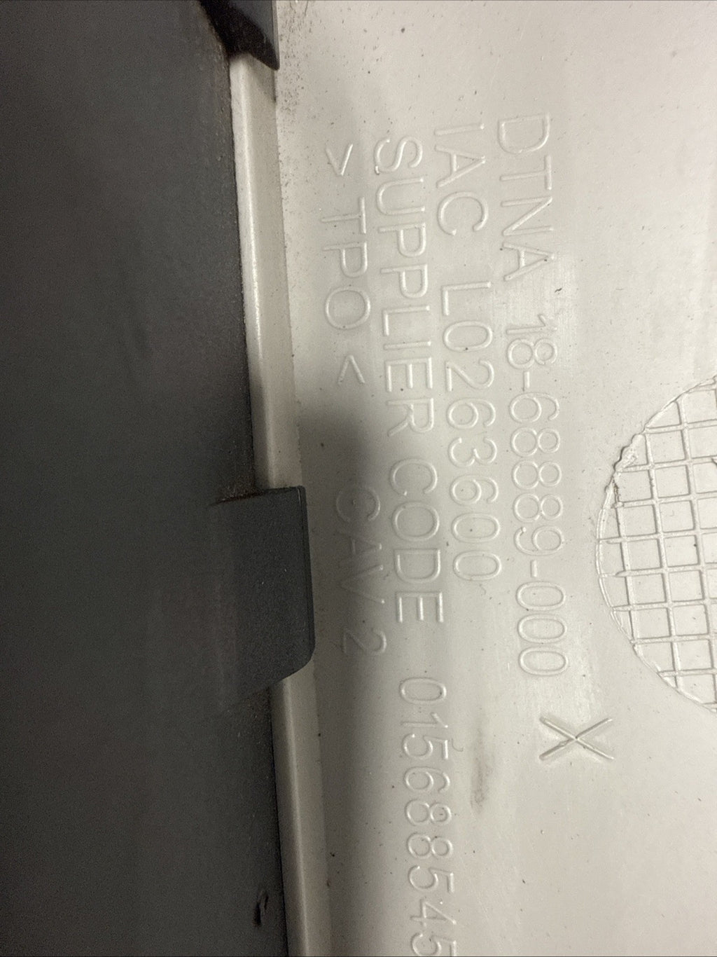 FREIGHTLINER CASCADIA LEFT OVER HEAD STORAGE CABINET DOOR 18-68889-000