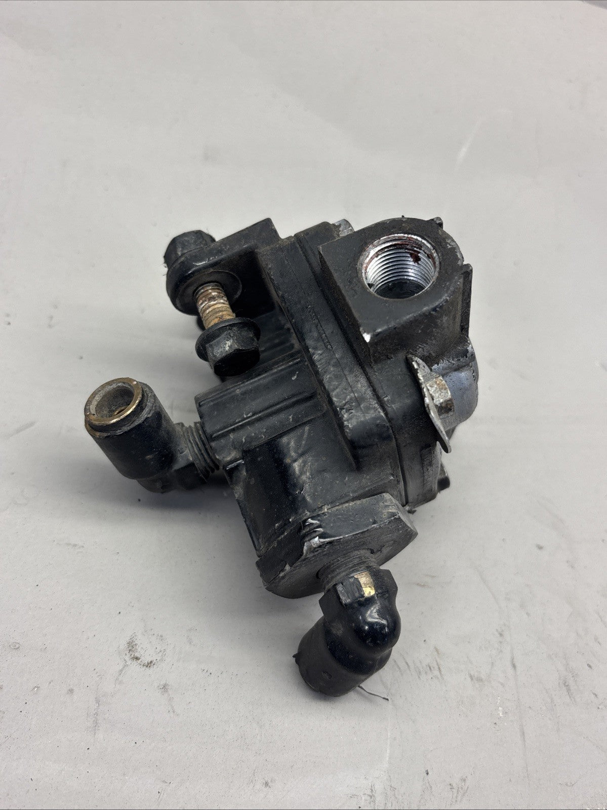 BENDIX T-240004-D QUICK RELEASE VALVE