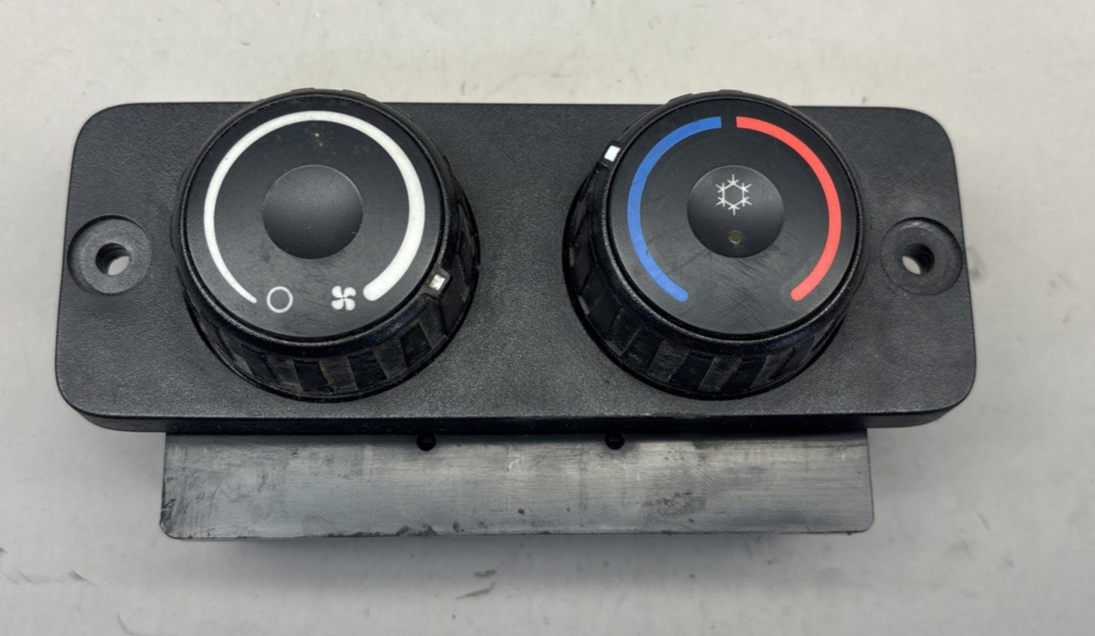 Replaces A22-73672-000 2019 FREIGHTLINER CASCADIA 126 TEMPERATURE CONTROL