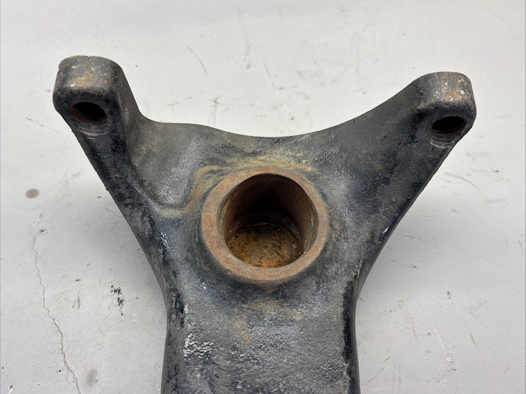 Hendrickson Left Hand Steering Arm 068600
