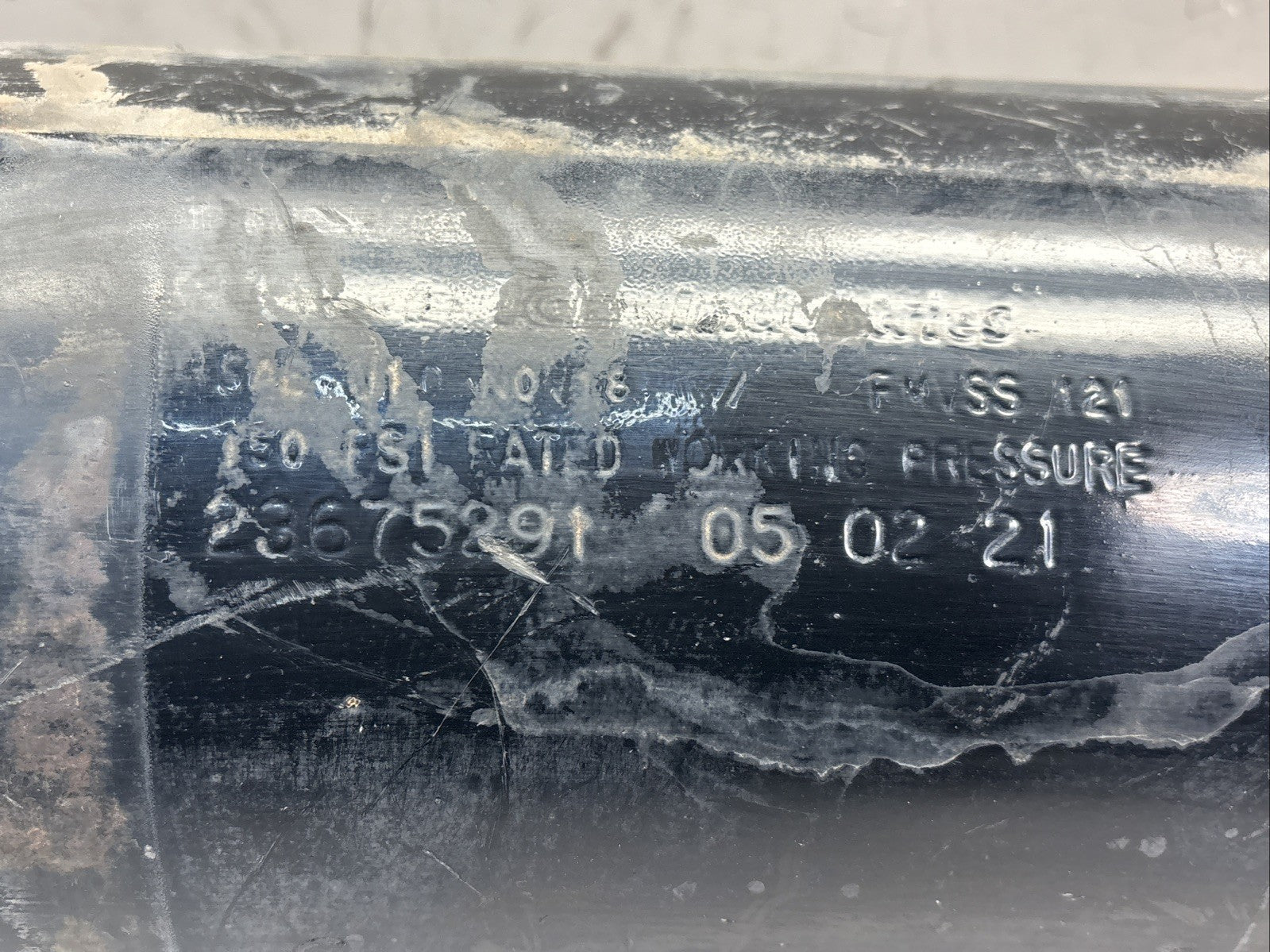 NEW OEM Volvo 23675291 Air Tank