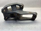 FREIGHTLINER CASCADIA FRONT RIGHT CAB SUPPORT MOUNT BRACKET R18-67961-000