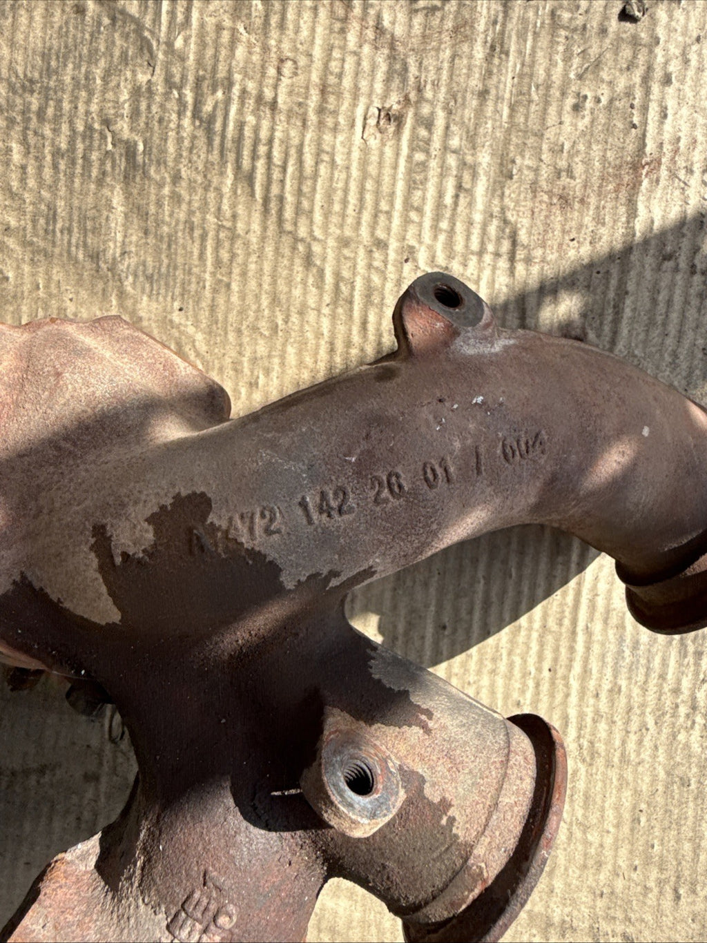 A 472 142 26 01/004 DETROIT DD15 EXHAUST MANIFOLD 3560767