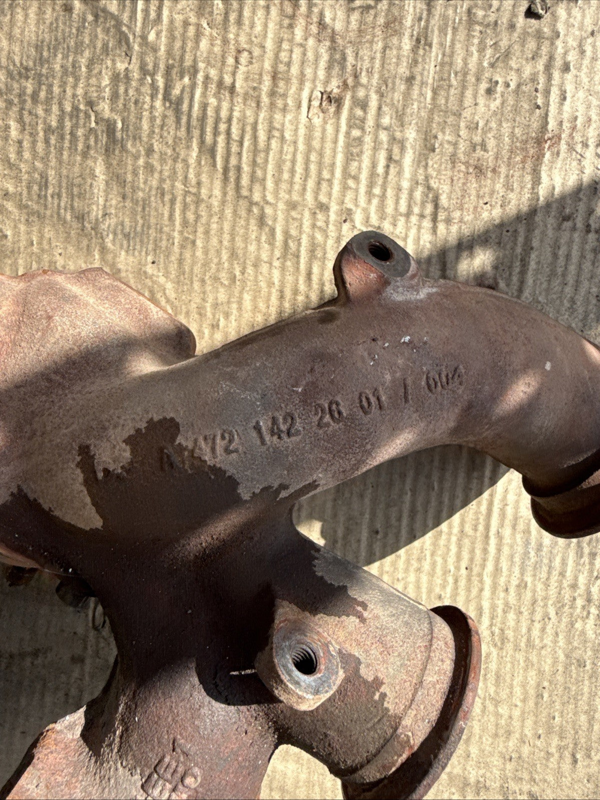 A 472 142 26 01/004 DETROIT DD15 EXHAUST MANIFOLD 3560767