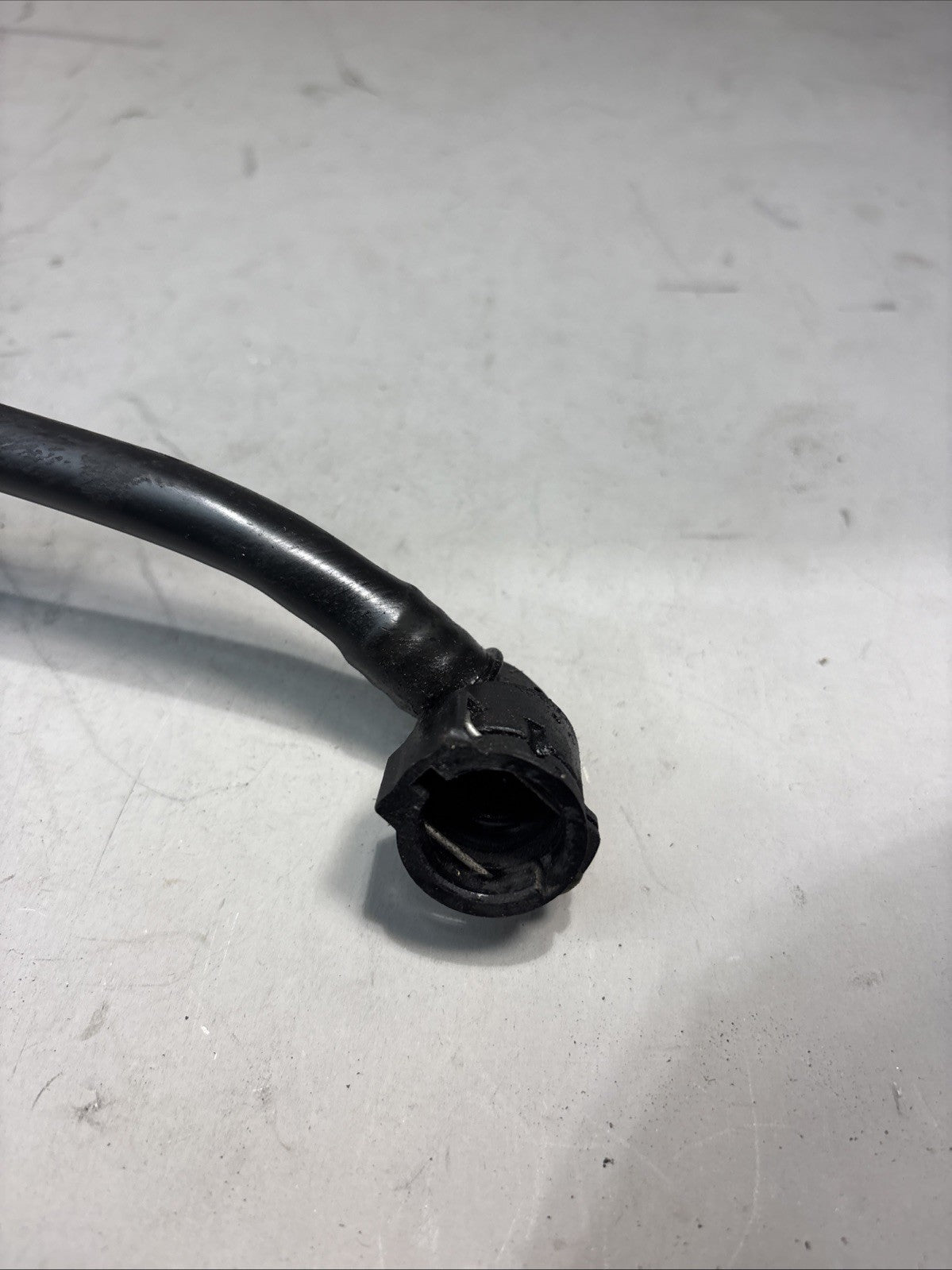 2021 FREIGHTLINER CASCADIA DEF TANK PUMP COOLANT TUBE PIPE LINE 04-32981-000