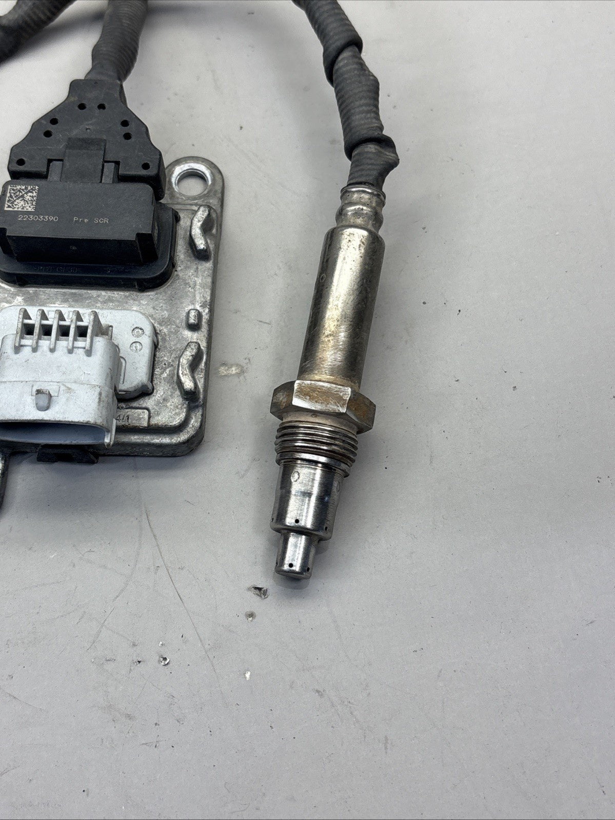 Genuine Volvo VNL FH D13 NOx Sensor with Mounting Bracket - OEM 22303390