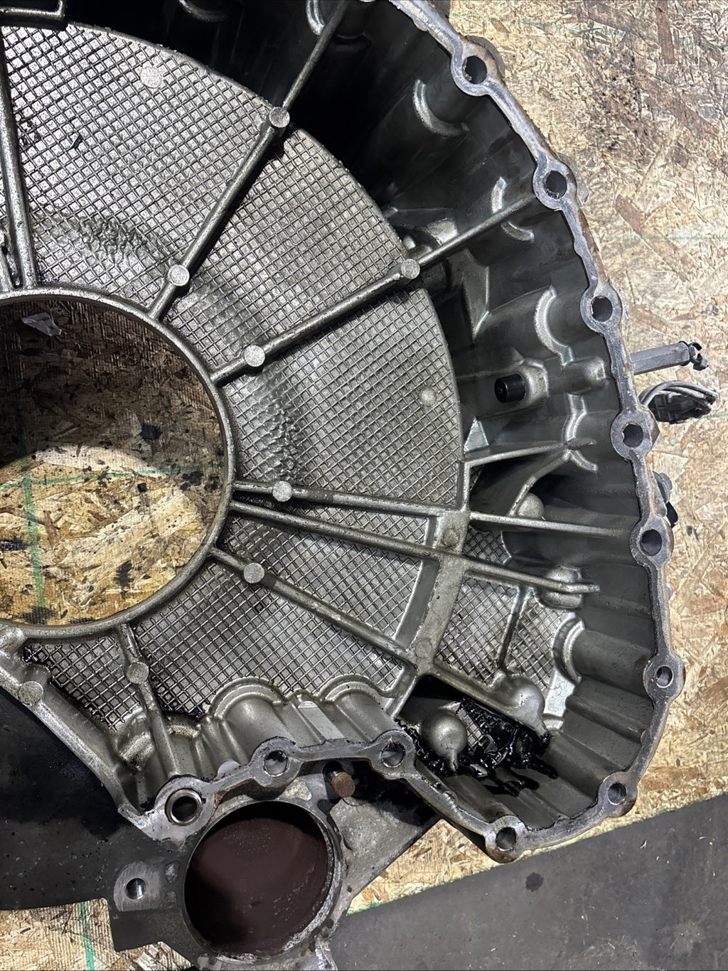 2019 PACCAR MX-13 Flywheel Housing Part Number 2184210