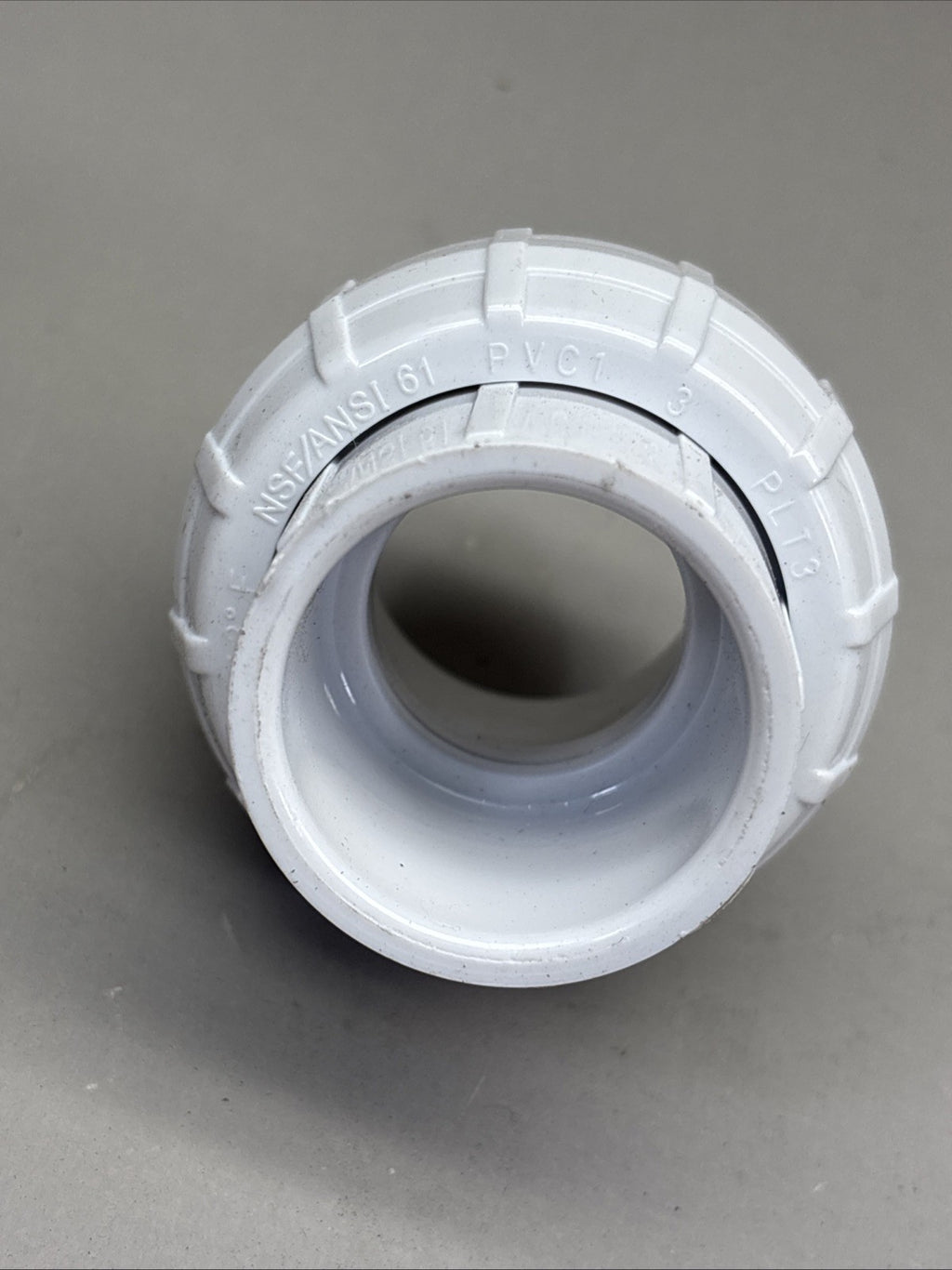 LOT of 8 - Lasco PVC Union, Socket x Socket, 1" Pipe Size