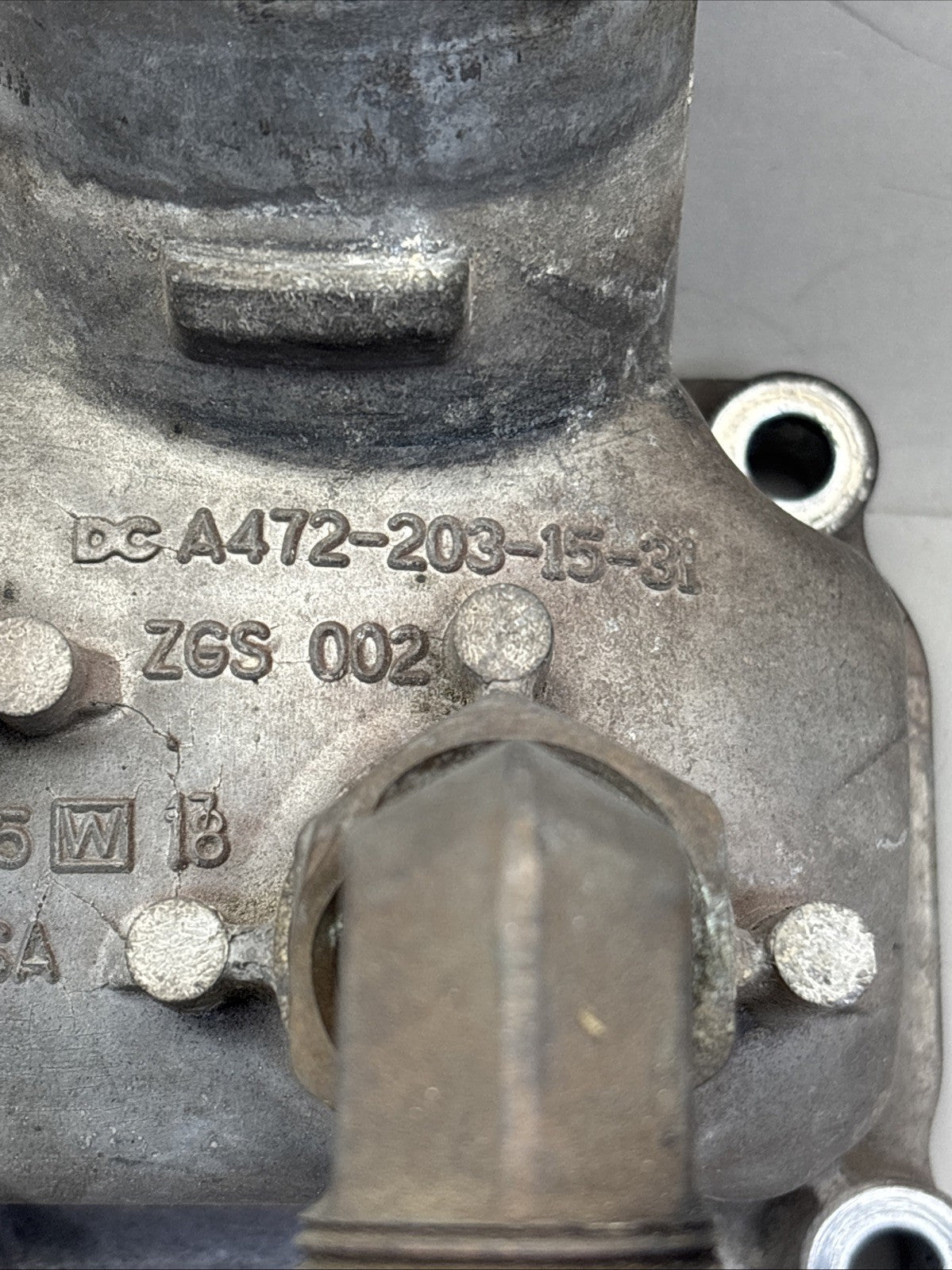 Detroit DD15 Thermostat Housing  A 472 203 15 31