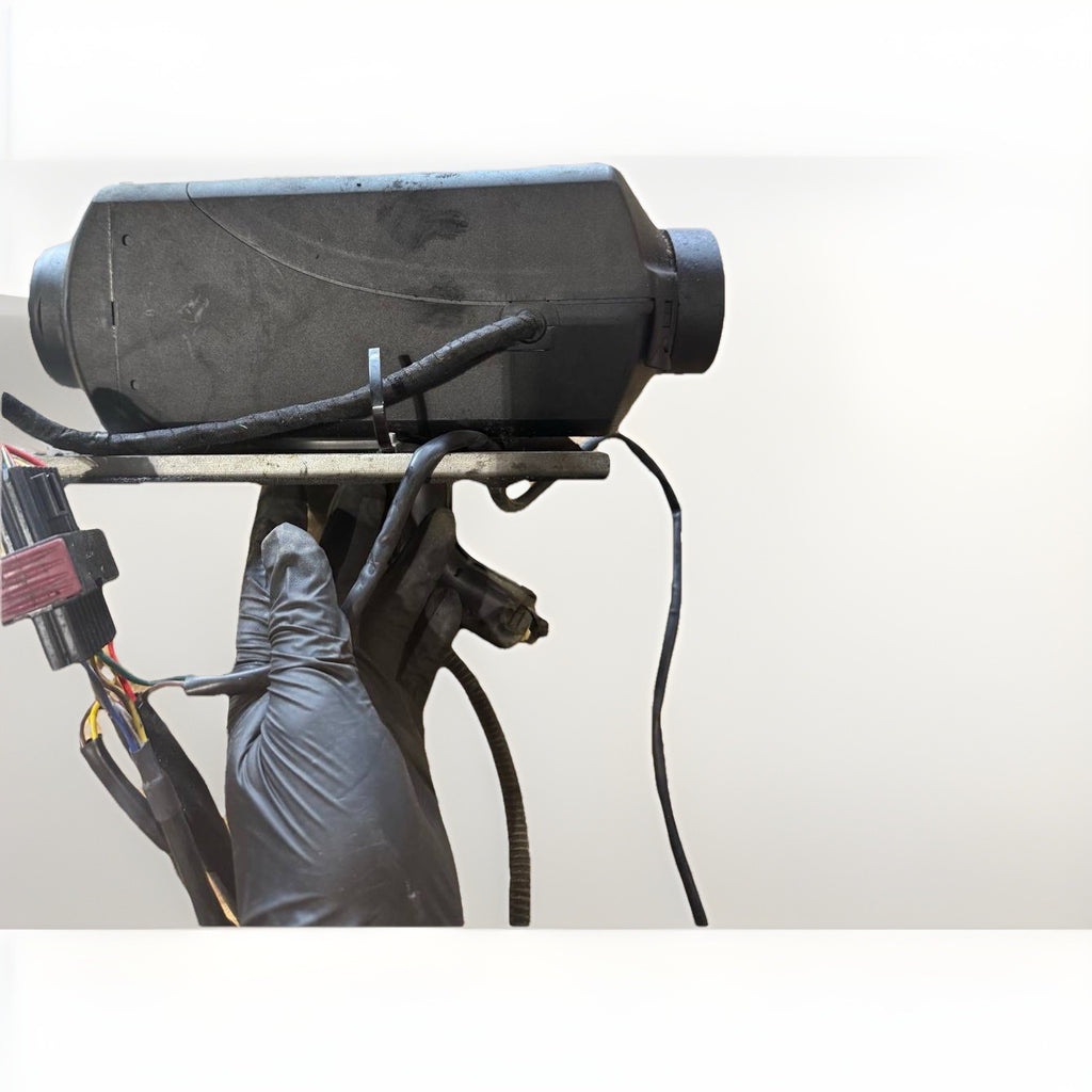 122R-000025 Airtronic Bunk Heater From 2017 Cascadia