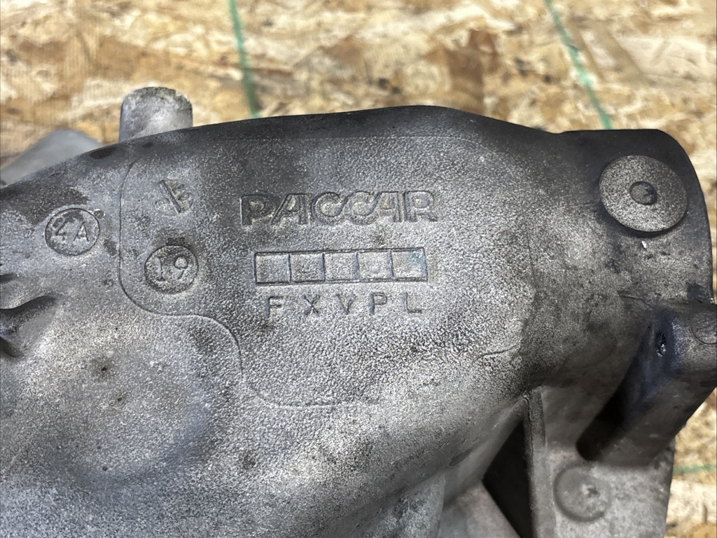 PACCAR WARER PUMP HOUSING W PUMP 931278 02