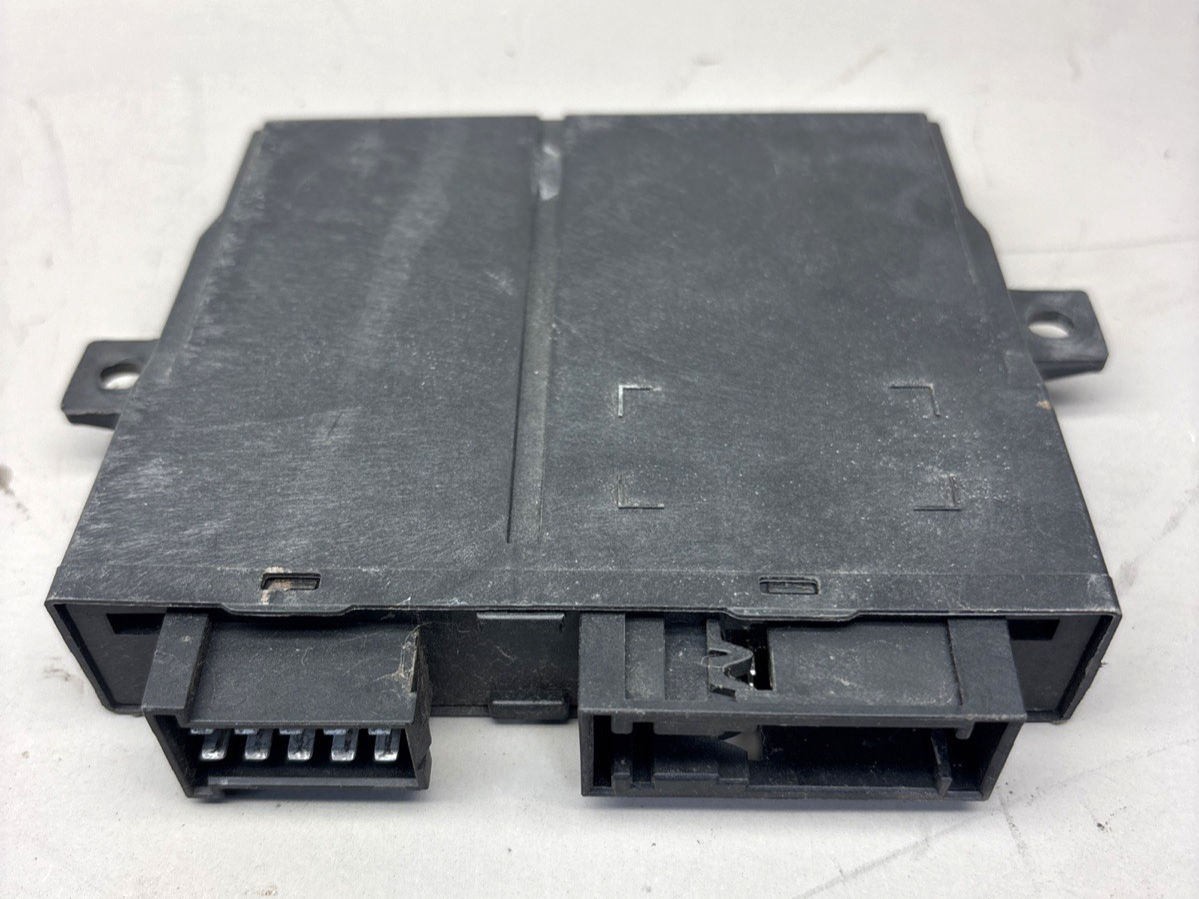 A66-08047-000 Freightliner Right Door Module