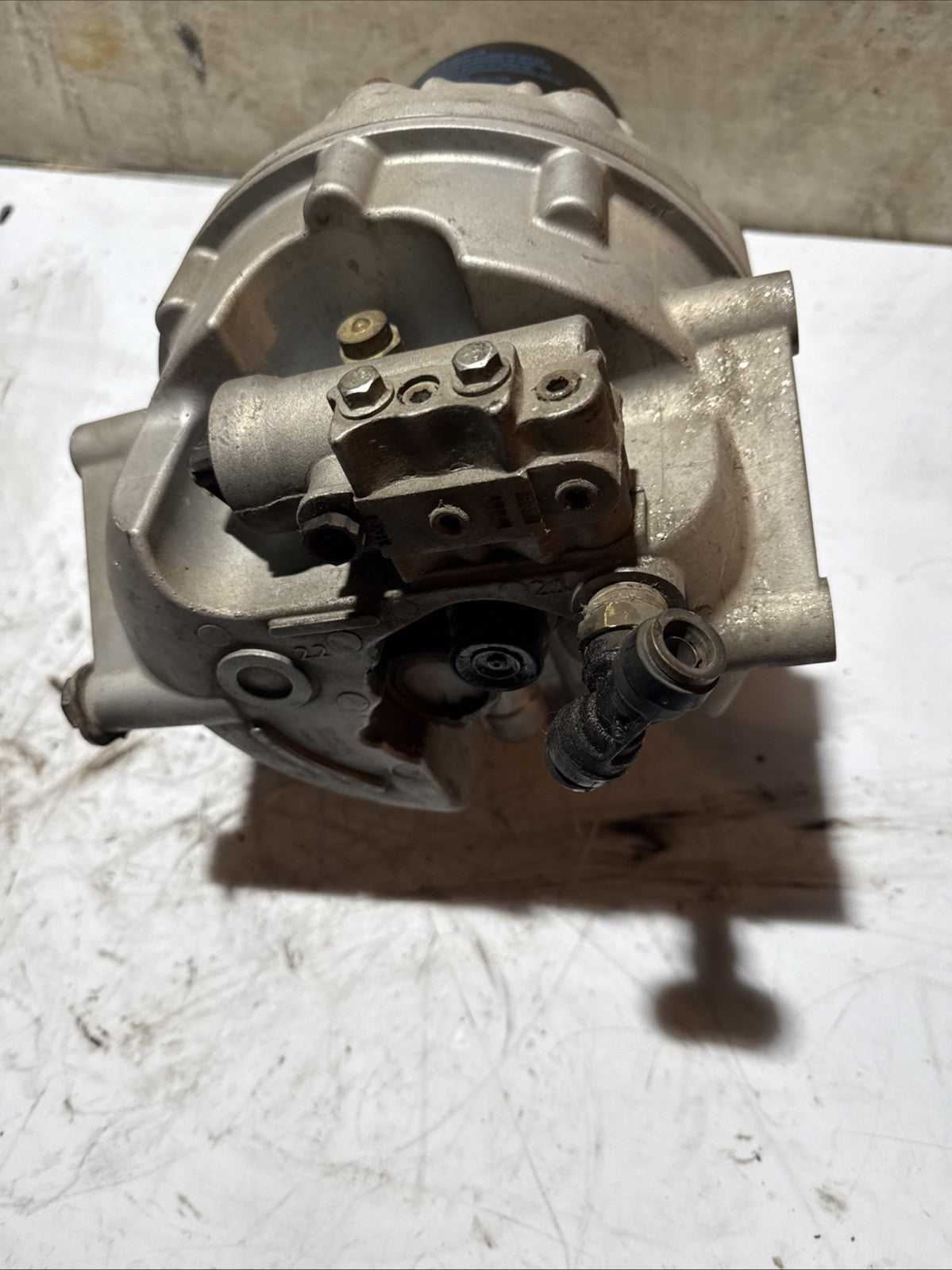 170.4324711010 Wabco SS1200 Plus Type Air Dryer 12V S4324701010 TDAS4324711