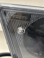 82793462 GENUINE VOLVO OEM RH FOG LIGHT - MADE IN USA