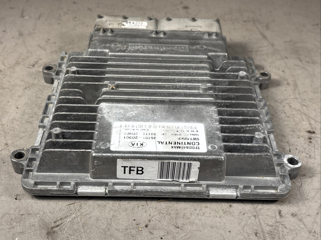 2013 Kia Optima ECM ECU Engine Computer 39101-2G901 / 39111-2G901