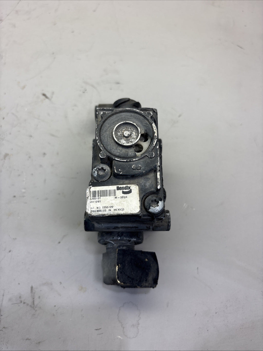 BENDIX ABS BRAKE VALVE P/N 7255122