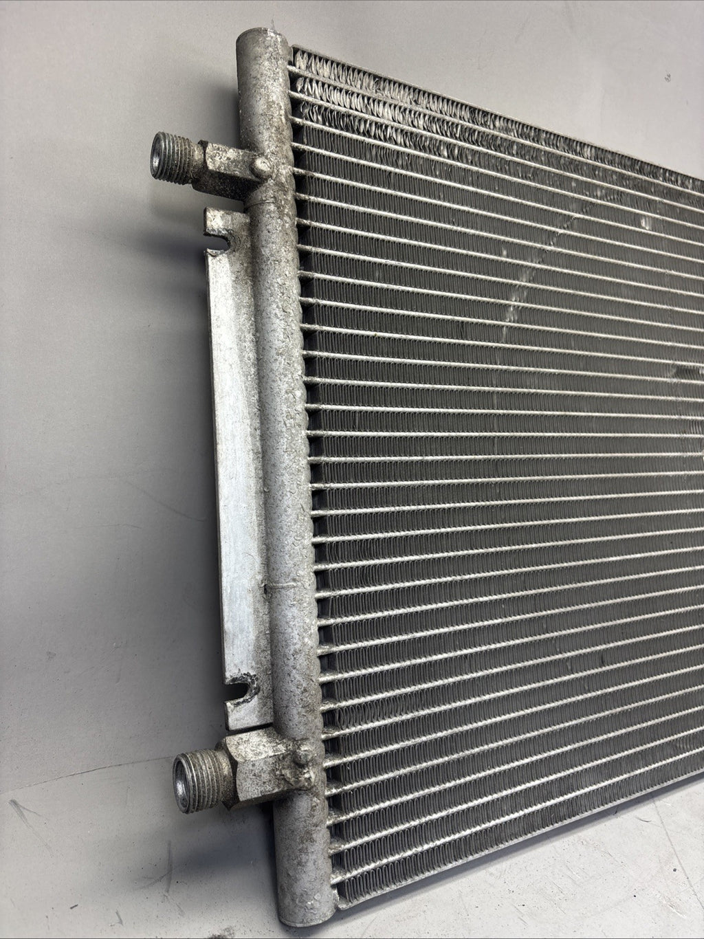 OEM AC Coilcondenser for Thermo King Tripac APU 1E55622G02 / 201908311755