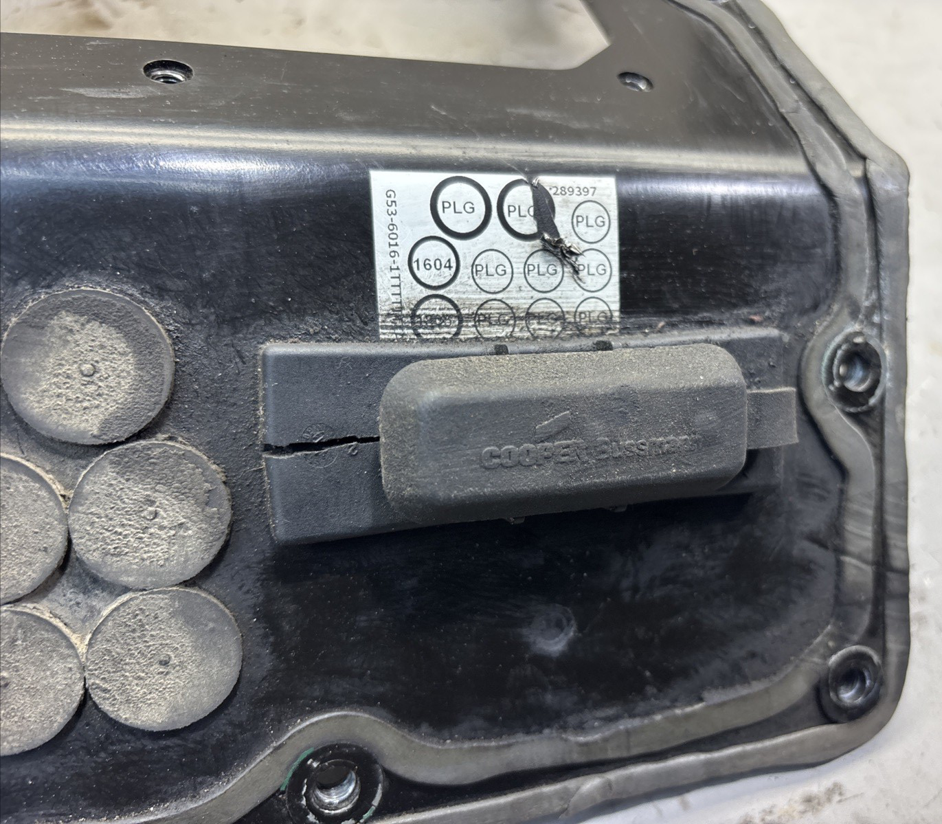 PETERBILT 579 PACCAR CAB FIREWALL BULKHEAD ASSEMBLY R64-6162