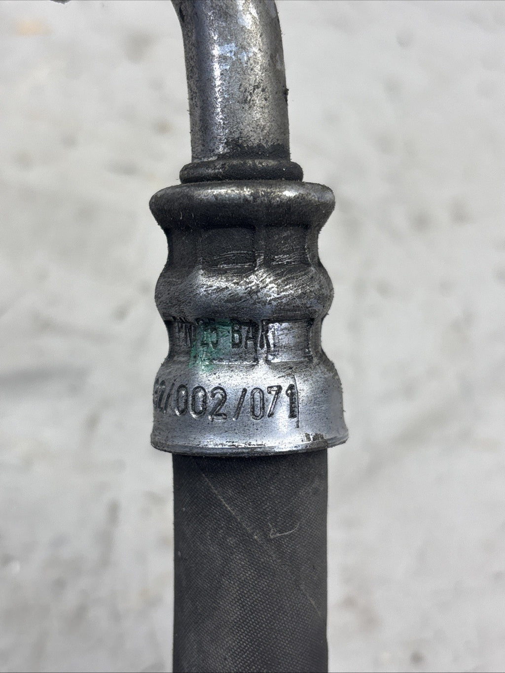 FREIGHTLINER CASCADIA 126 HIGH PRESSURE FUEL LINE A4720707232 002 071 OEM