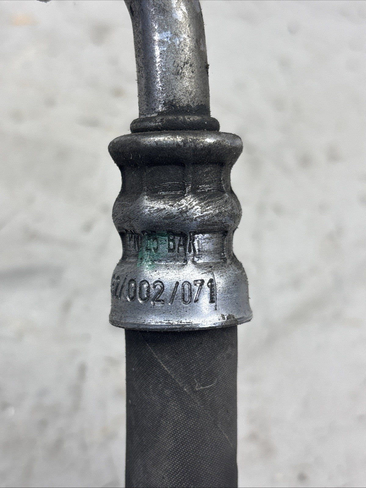 FREIGHTLINER CASCADIA 126 HIGH PRESSURE FUEL LINE A4720707232 002 071 OEM