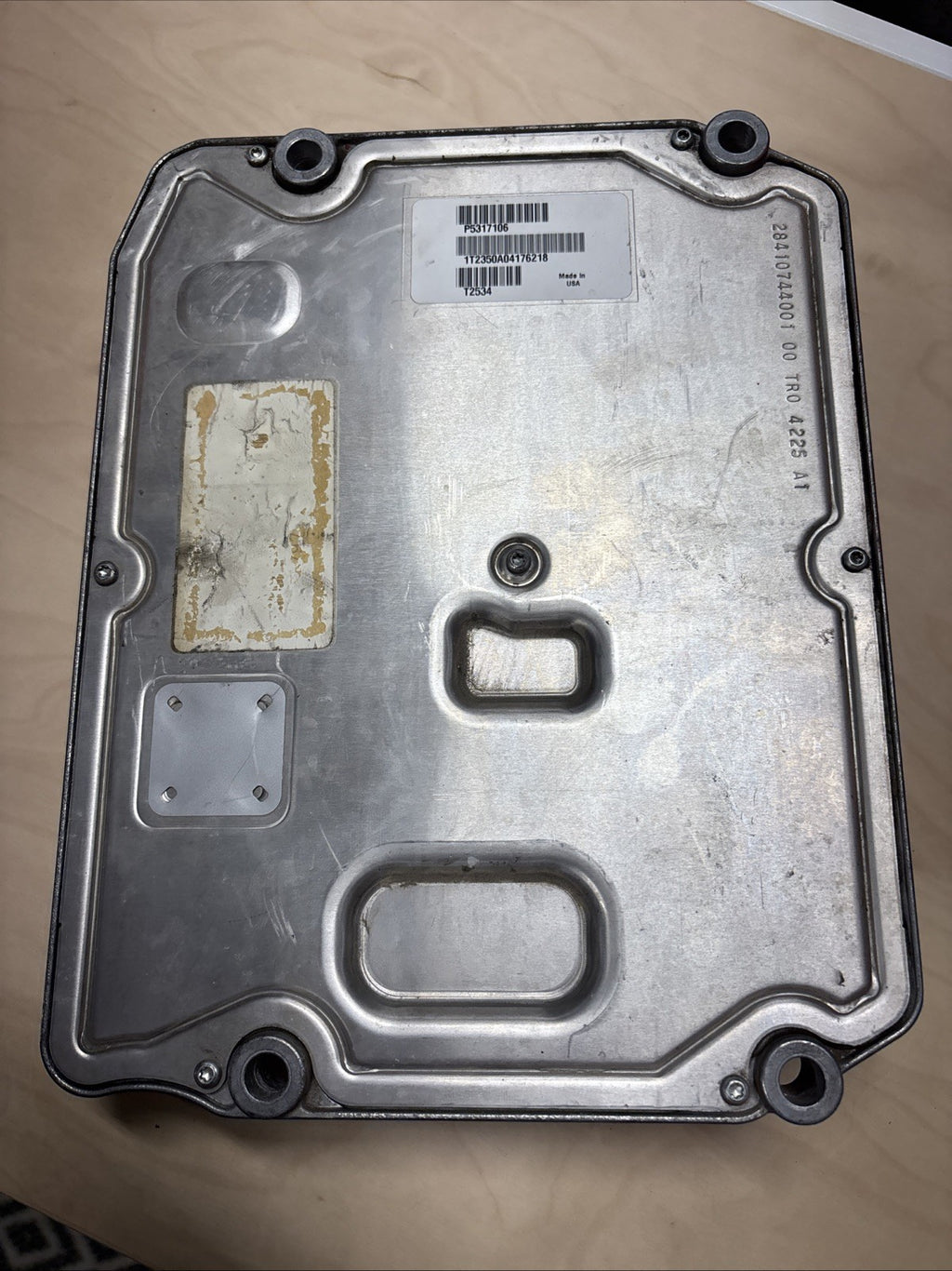 Kenworth Cummins ISX15 OEM ECM ENGINE CONTROL MODULE P/N 5290170 5317106