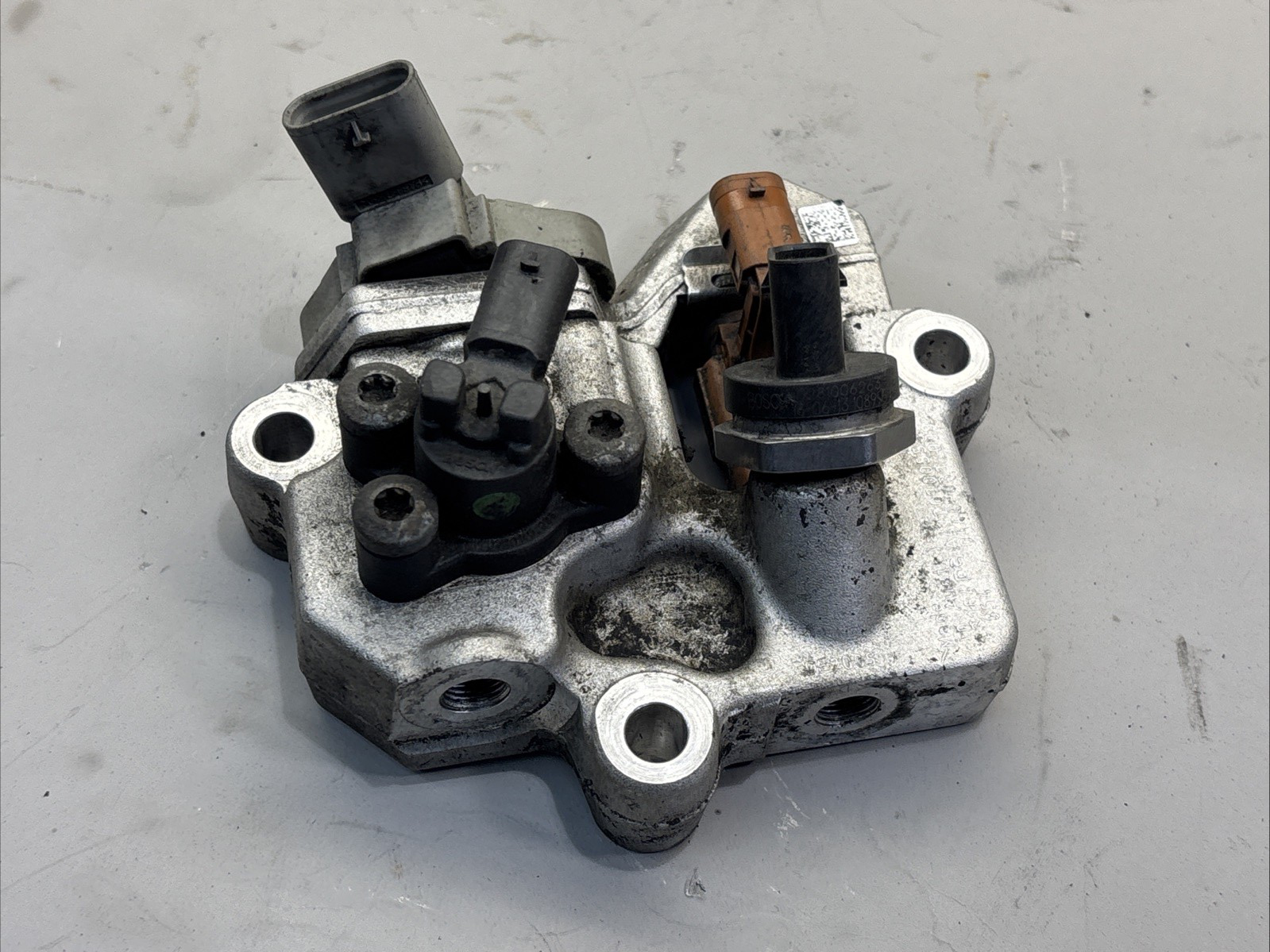 Genuine Bosch  DD15 Fuel Doser Valve EA4720700555 A4720700555