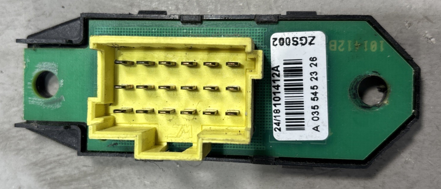 FREIGHTLINER OEM Cab Control Module A 035 545 23 26 A0355452326