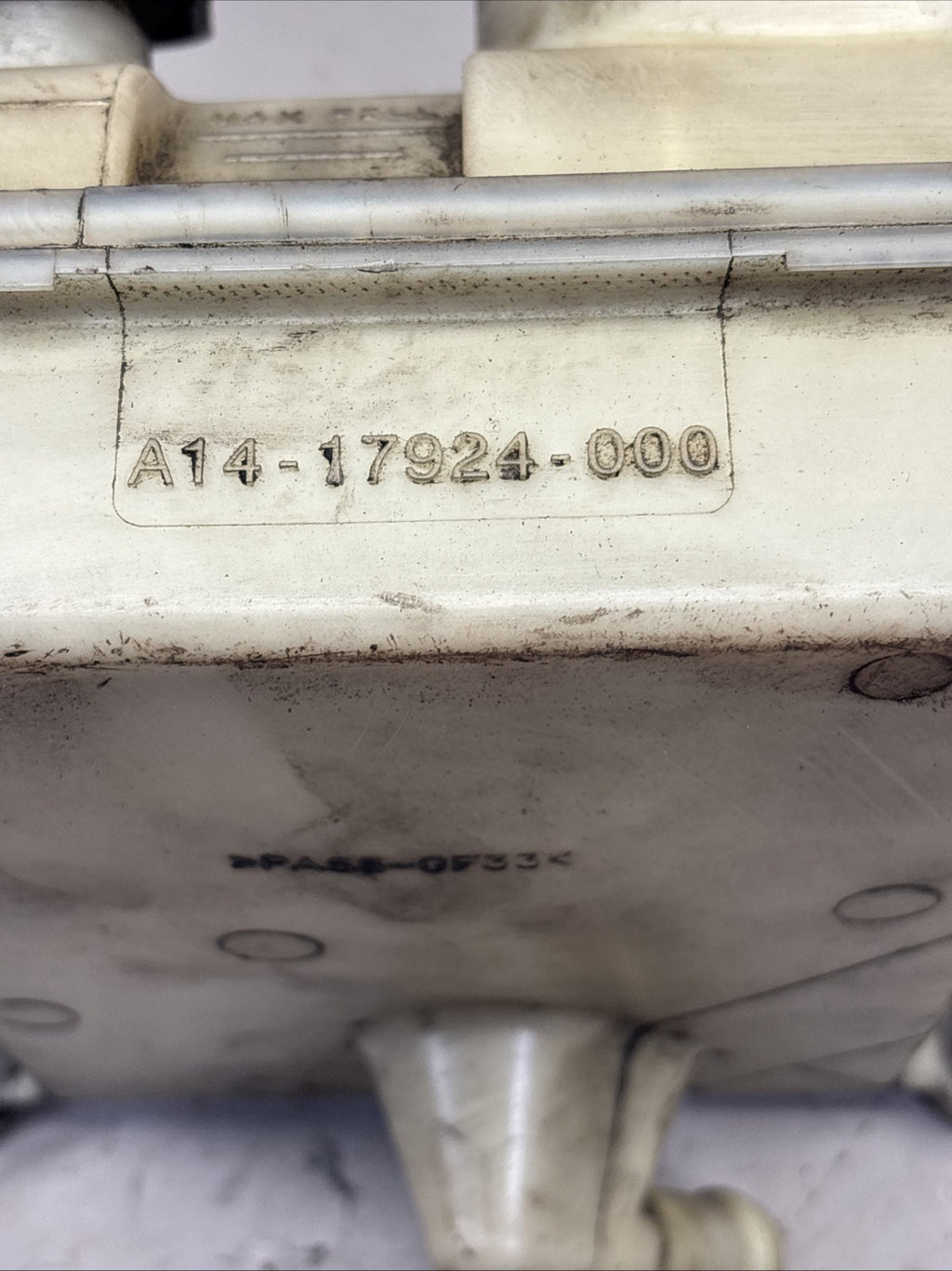 A14-17924-000 Freightliner Power Steering Reservoir