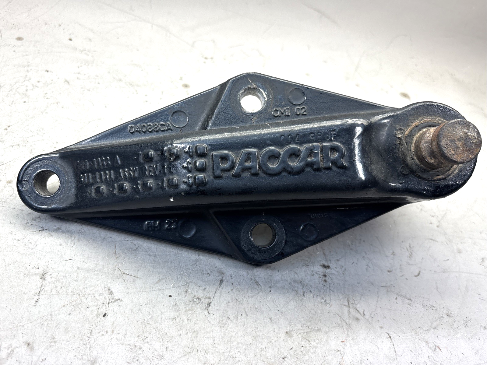 Paccar front spring hanger B11-1033/1034 A Genuine.