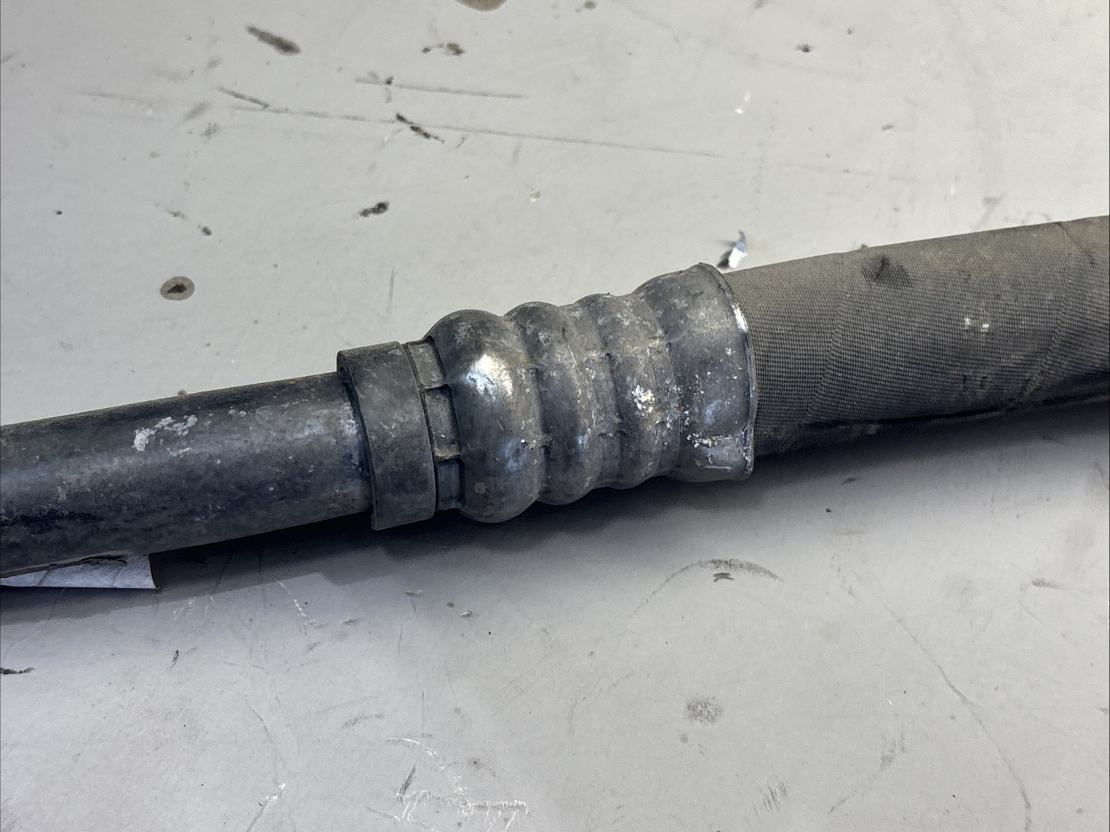 Genuine Volvo Truck Heater Bunk Supply Pipe - PN 35355L / 22503805