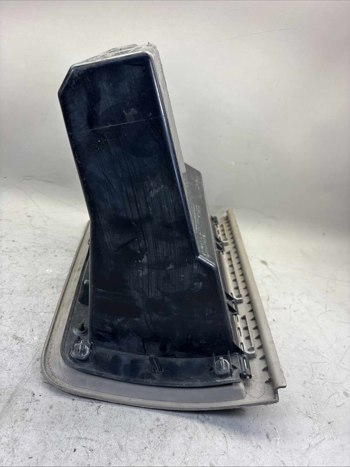 Freightliner 22-60537-000 Glove Box Assy 22-60535-000
