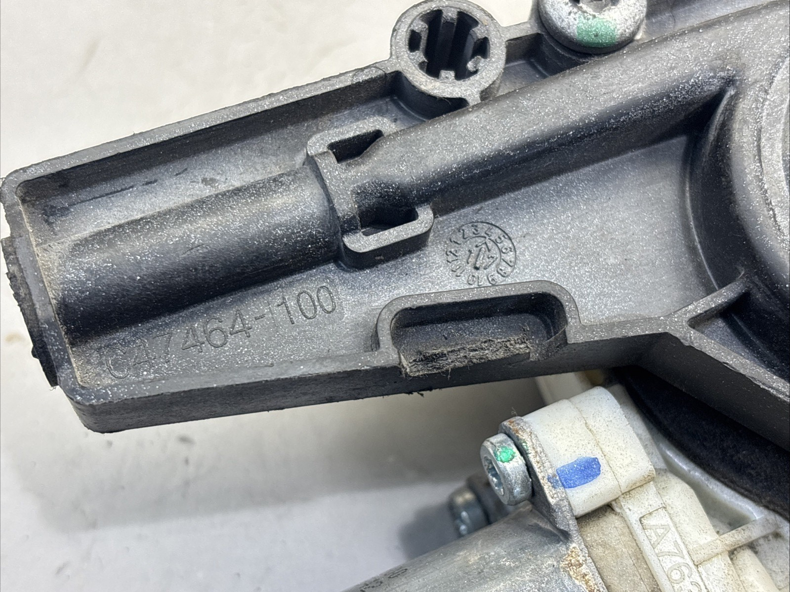 Freightliner RH Window Regulator A76365-110